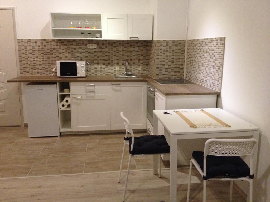 Apartamento Dózsa Apartman Gödöllő Habitación foto